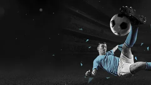 “今夏合约期满，矣进宏展望未来：两年一轮回，篮球之旅不停歇”