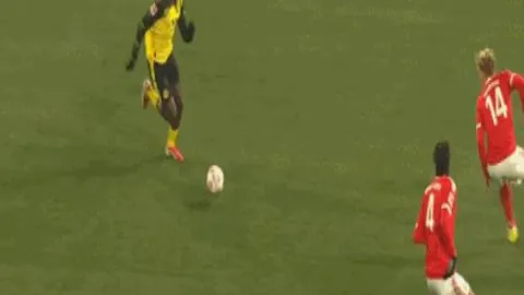 葡超26年首现6场全胜 专家解析关键保级战